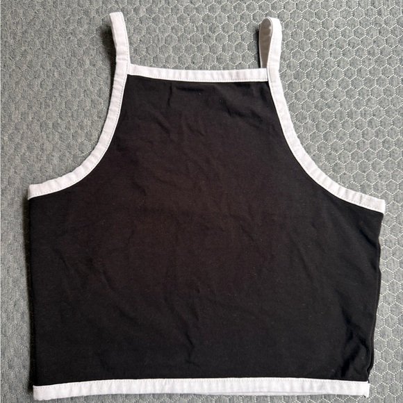 Cotton On Black and White Crop Top - Picture 2 of 5
